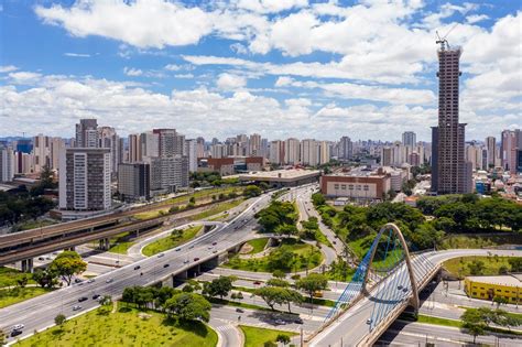 photoacompangante|Acompanhantes na Zona Leste (SP) 